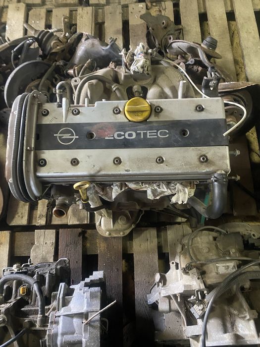 Двигатель опель омега В X20 XEV
