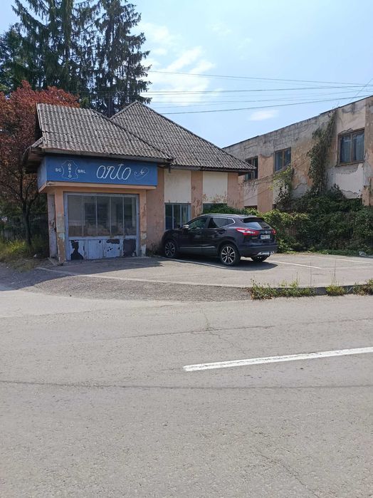 vand doua cladiri 700mp +71 mp la pret de apartament