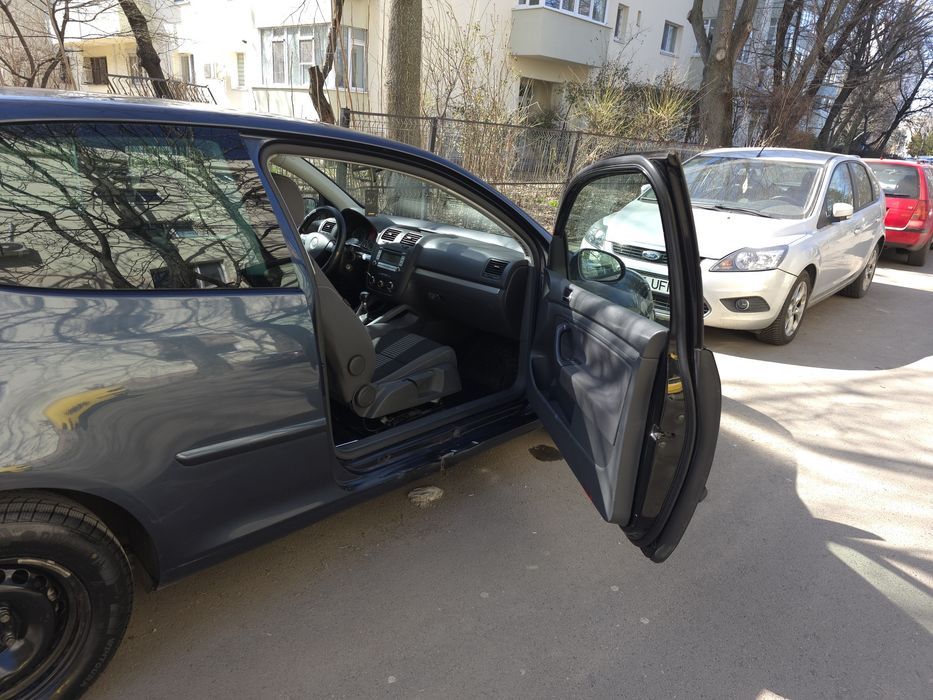 Se vinde VW Golf V