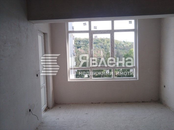 Тристаен в Аспарухово ново строителство