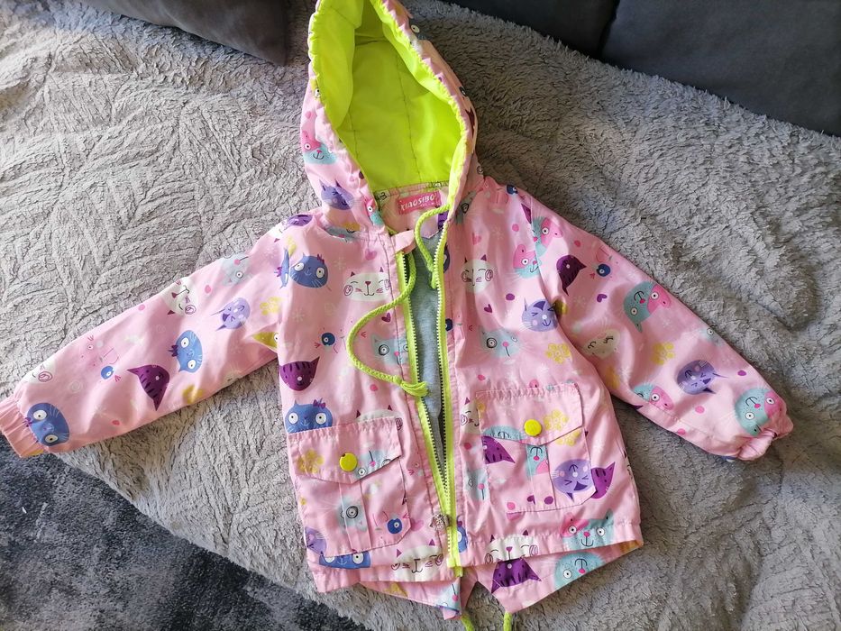 Ветровка для девочки