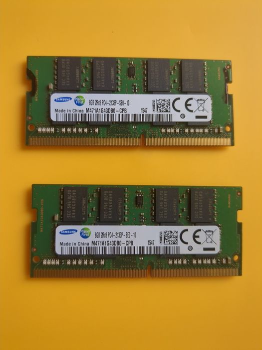 Două plăcuțe Ram 16Gb Ddr 4, de Laptop