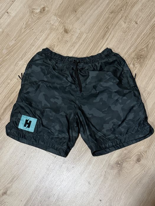 Hyper Clothing къси гащи- М размер