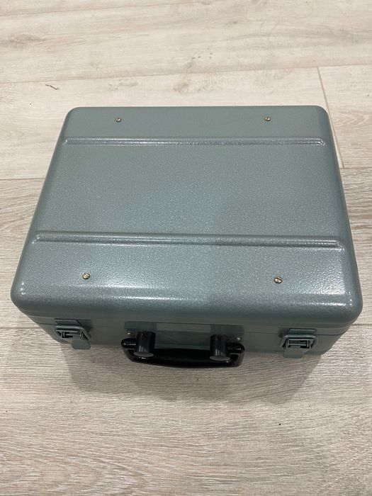 Микроскоп сотояние отличное.