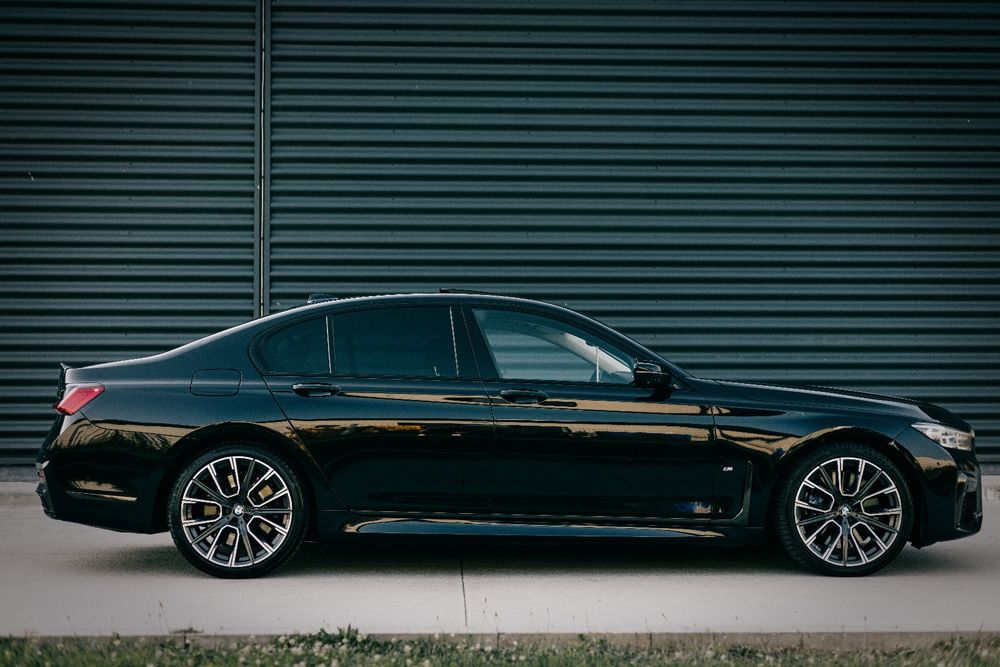 Bmw Seria7 / 7 30xDrive/M pachet