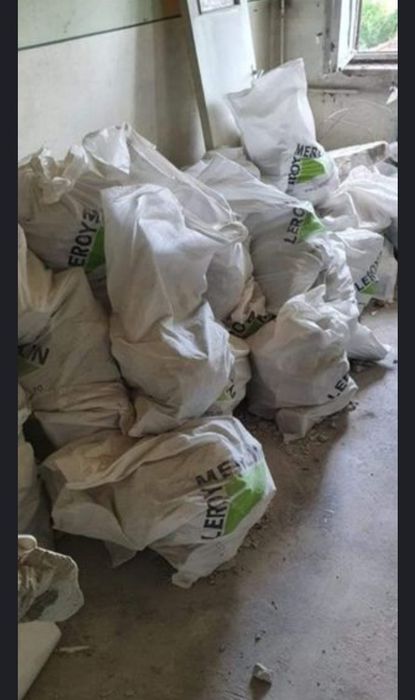 Debarasări carat  moloz