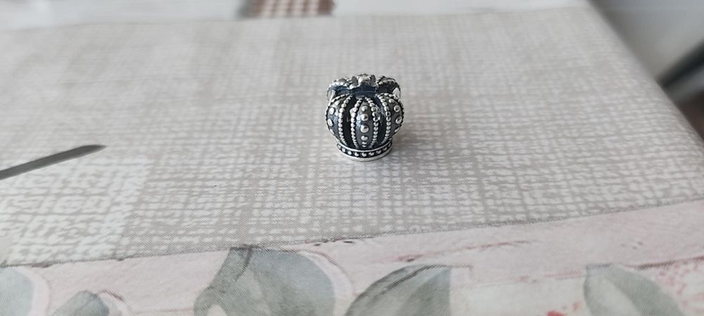 Сребърна гривна Pandora -"Moments Любов", 20 см. + талисмани