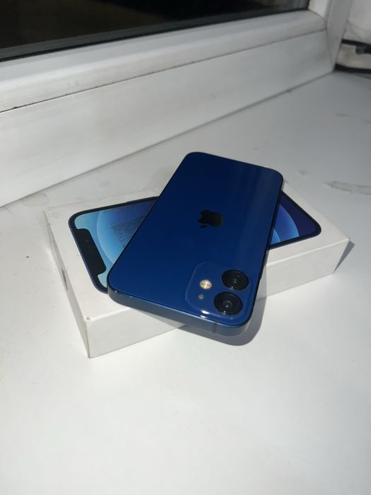 Продам Iphone 12 mini