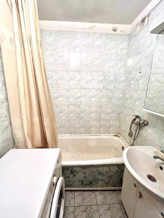 Продаётся 2 комн квартира