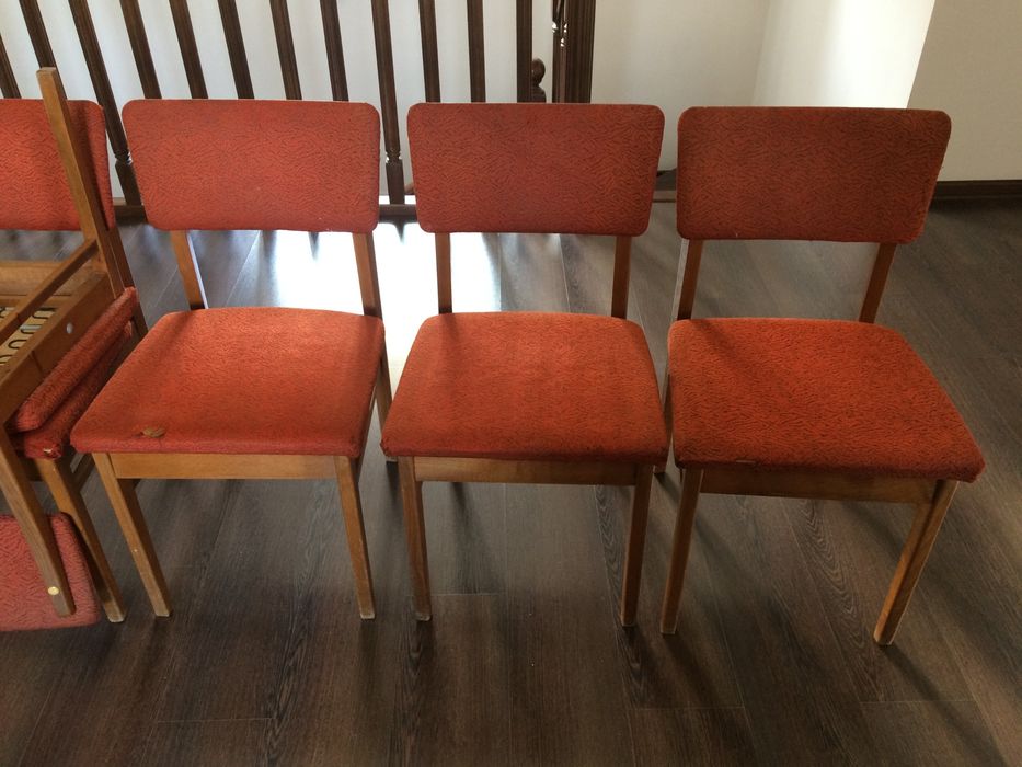 Стулья деревянные 6 штук