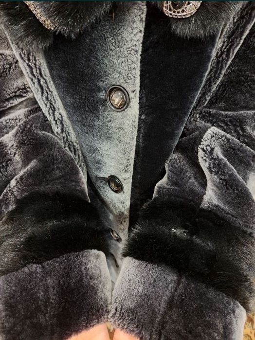 Продам шубу отличного качества