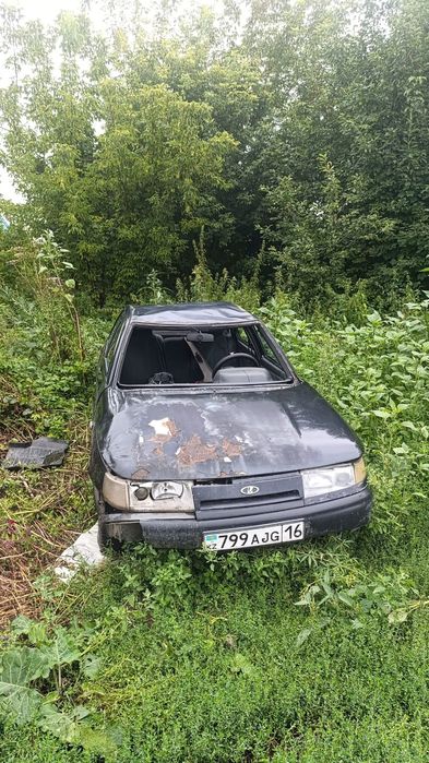 Продам ваз 2110 мотор коробка в хорошем состоянии