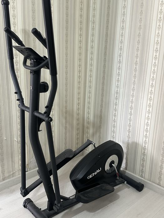 эллиптический тренажер Genau Elliptical GN-101