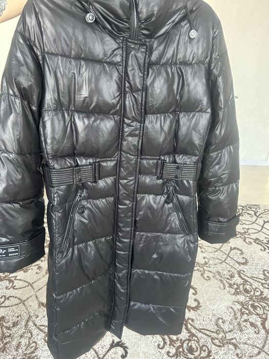 Срочно продам зимний пуховик