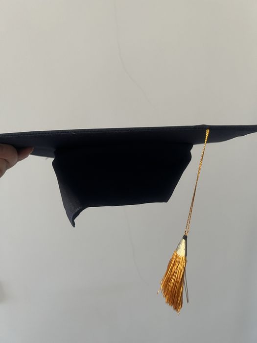 Продам  мантию для выпускников ниш