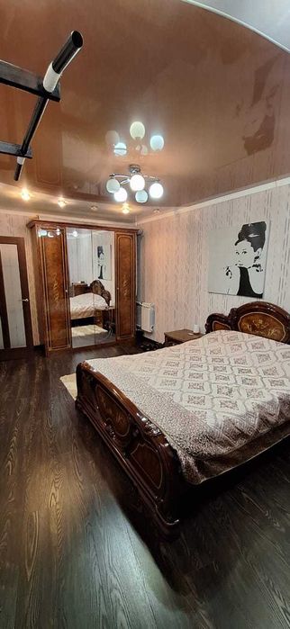 Продам 3ком квартиру 2/5 в р-оне Атлантида