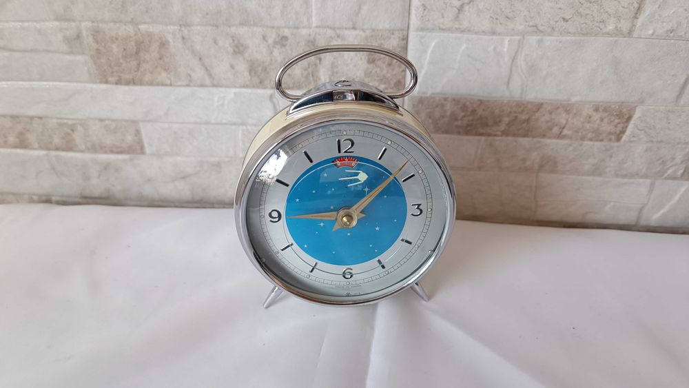 Стар часовник / будилник - Diamand - 1970г.