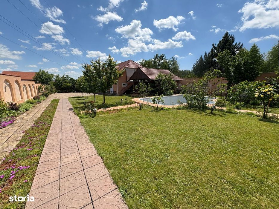 GAMINVEST Vila cu 13 camere si 3000 mp teren in Sanmartin,Bihor,V4221