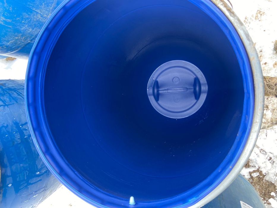 Пластиковые бочки 170л