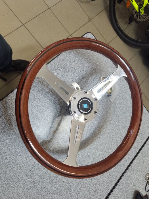 Волан Нарди, Nardi