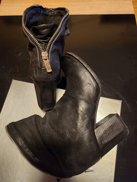 Черни боти от естествена кожа