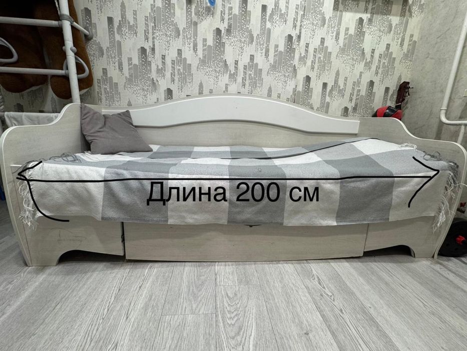 продам мебель в детскую