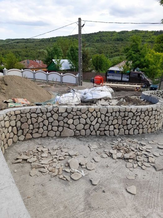 Piatra naturala de munte, montaj piatra naturala, piatra de munte