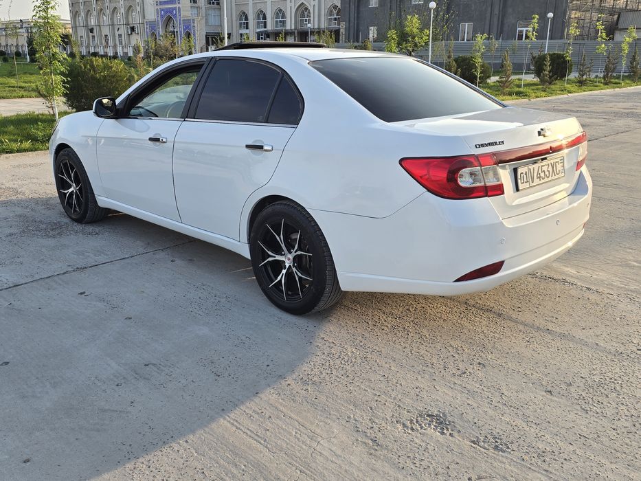 Epica sotaman yili 2011