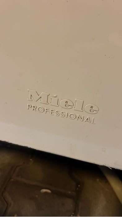 Masina de spalat vase Miele PG 8055 Professional