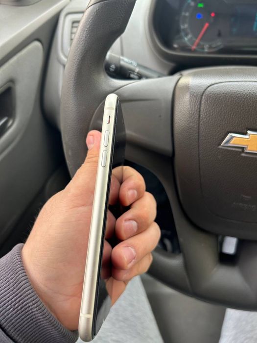 Айфон 11 ,128гб iphone 11