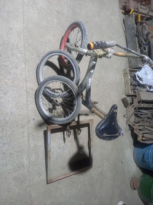 Ukraina 16  zapchastga