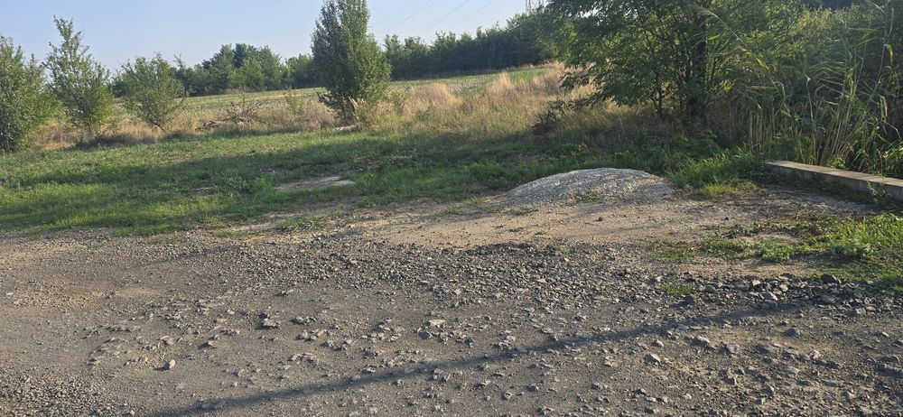 Teren 2500 mp prelungire str Viorelelor