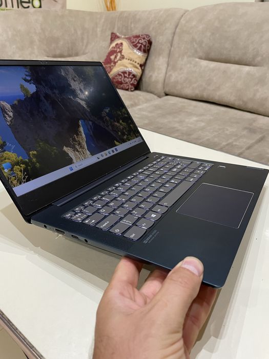 Laptop Lenovo Ideapad S540, 512 ssd, i5-8265, video dedicat, metal