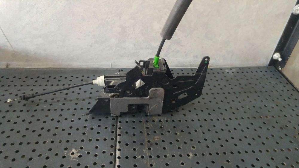 Broasca usa stanga spate land rover range rover sport 2 l494 dk6224995gf 949046105