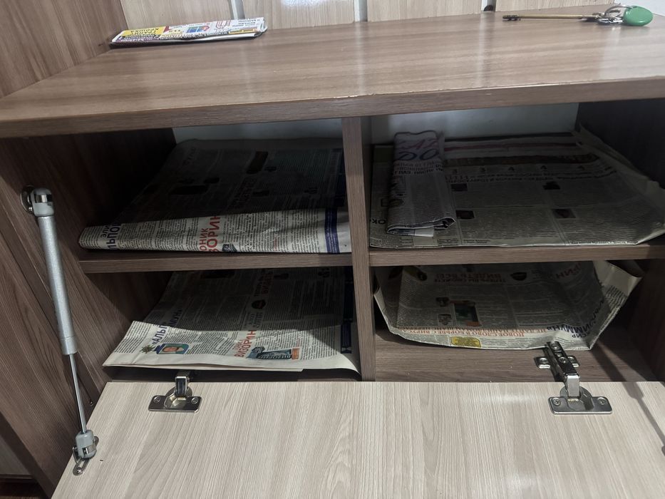 Продам прихожку срочно