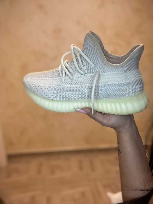 Adidasi unisex lejeri