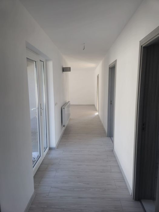 Casa noua de vânzare