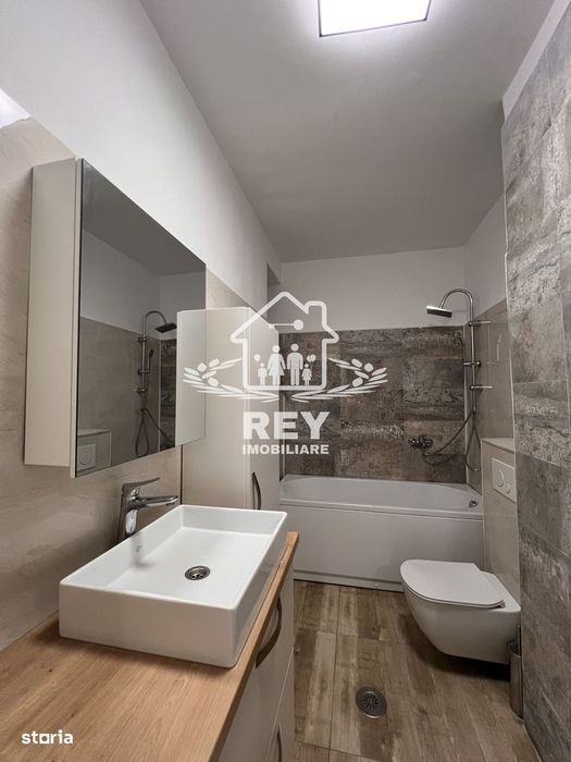 Apartament de vânzare 2 camere decomandate zona Str. Constituției/9mai
