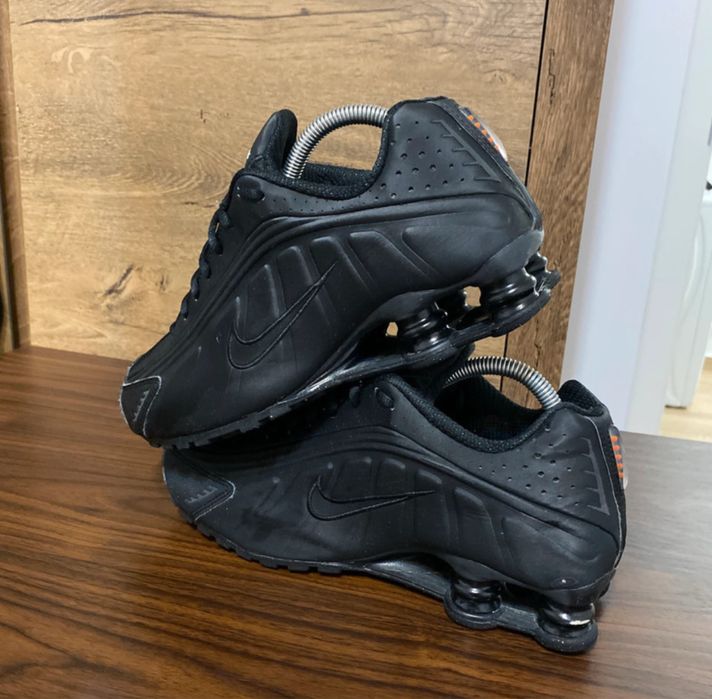 Adidasi Nike Shox Marimea 40.5/ 41