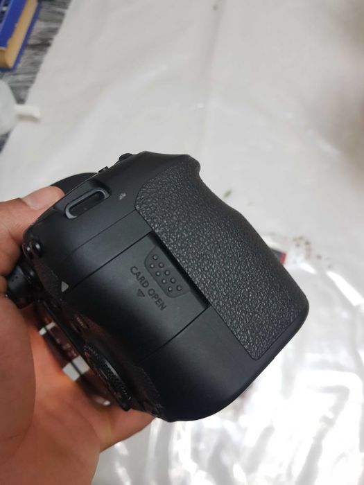 canon 6d mark 2 body