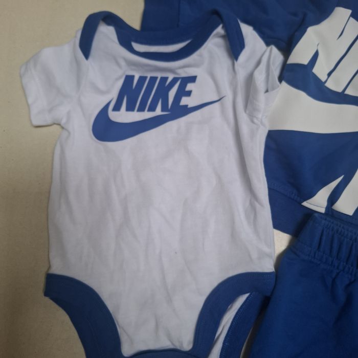 Set bebe nike 0 luni