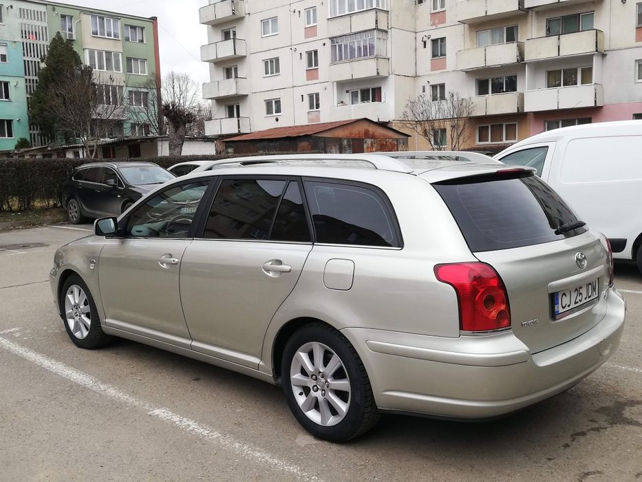 Vând Toyota Avensis /2.0 diesel 116cp,2004 Euro 4,fara DPF