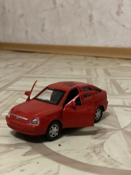 Продам детские машинки