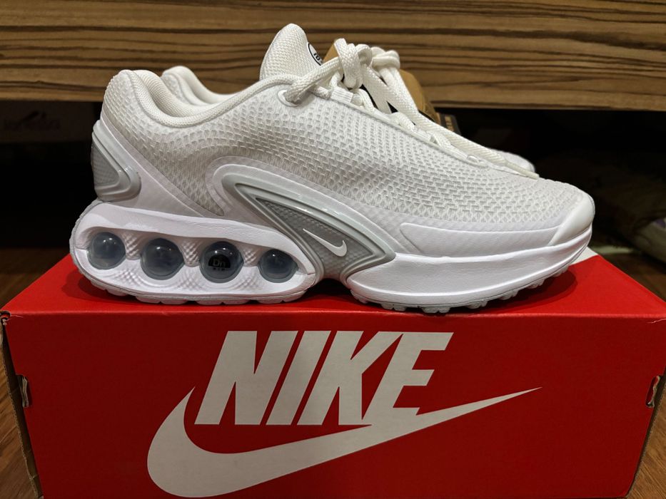 Nike Air Max Dn нови
