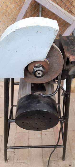 Polizor monofazat de putere. și tiristoare de putere.