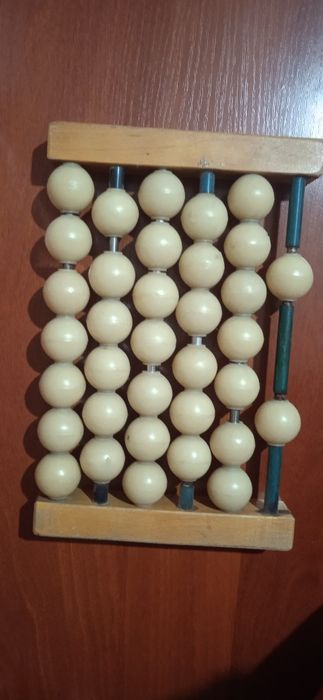 Игрушки детские: коляска детскская, куклы,посудки кофейные,лошадки