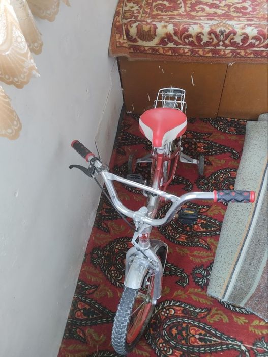 Велосипед сотилади 300мин