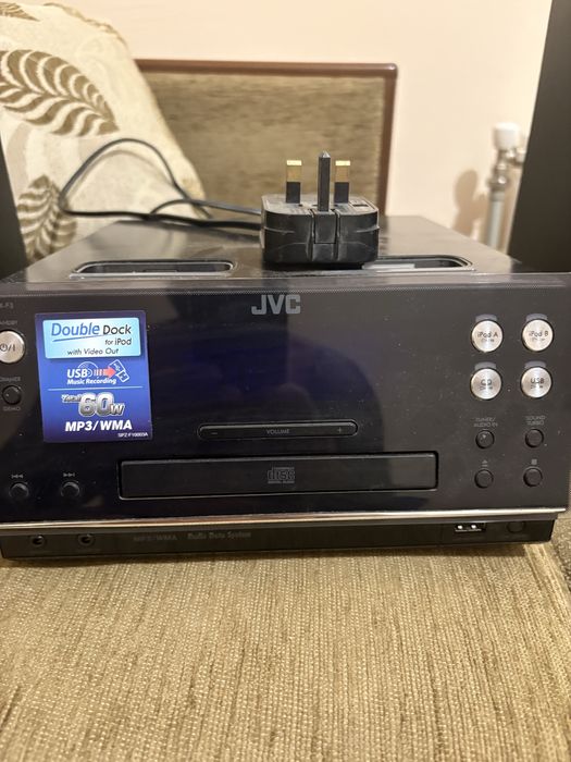 Аудио система JVC