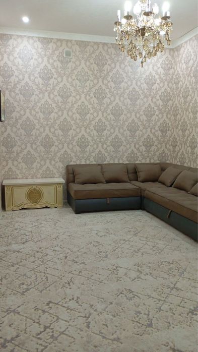 Sergeli, O'zgarishda 5 xonali hovli srochno sotiladi! Ipoteka bor.