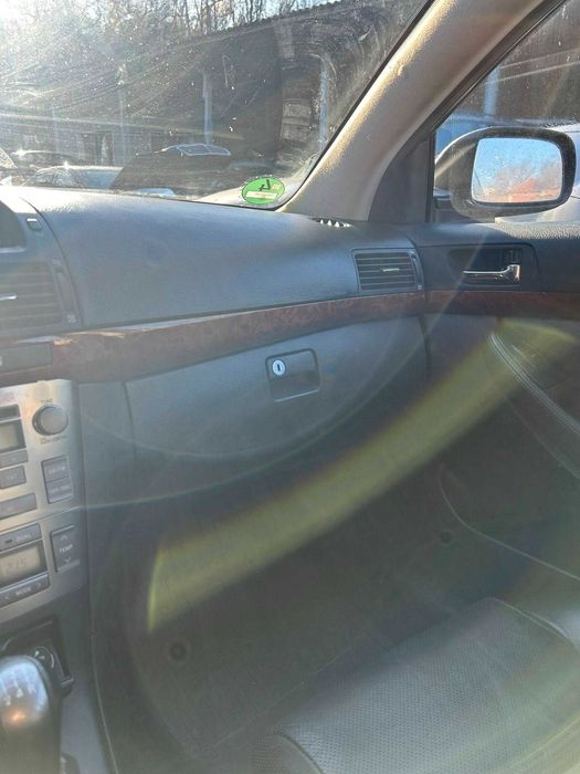 Toyota Avensis 2.0 D-4D 116hp 06г. na chasti Тойота Авенсис на части